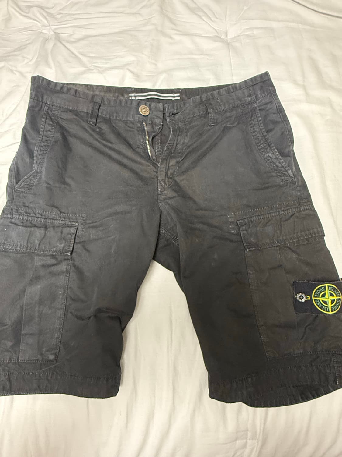 스톤아일랜드 카고 반바지 상품이미지1