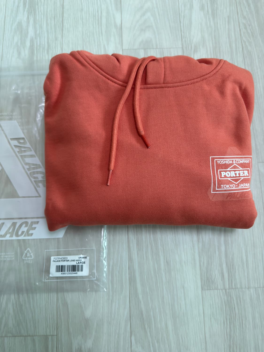 (새상품)Palace x Porter 오렌지 후드티 L 팝니다 상품이미지1