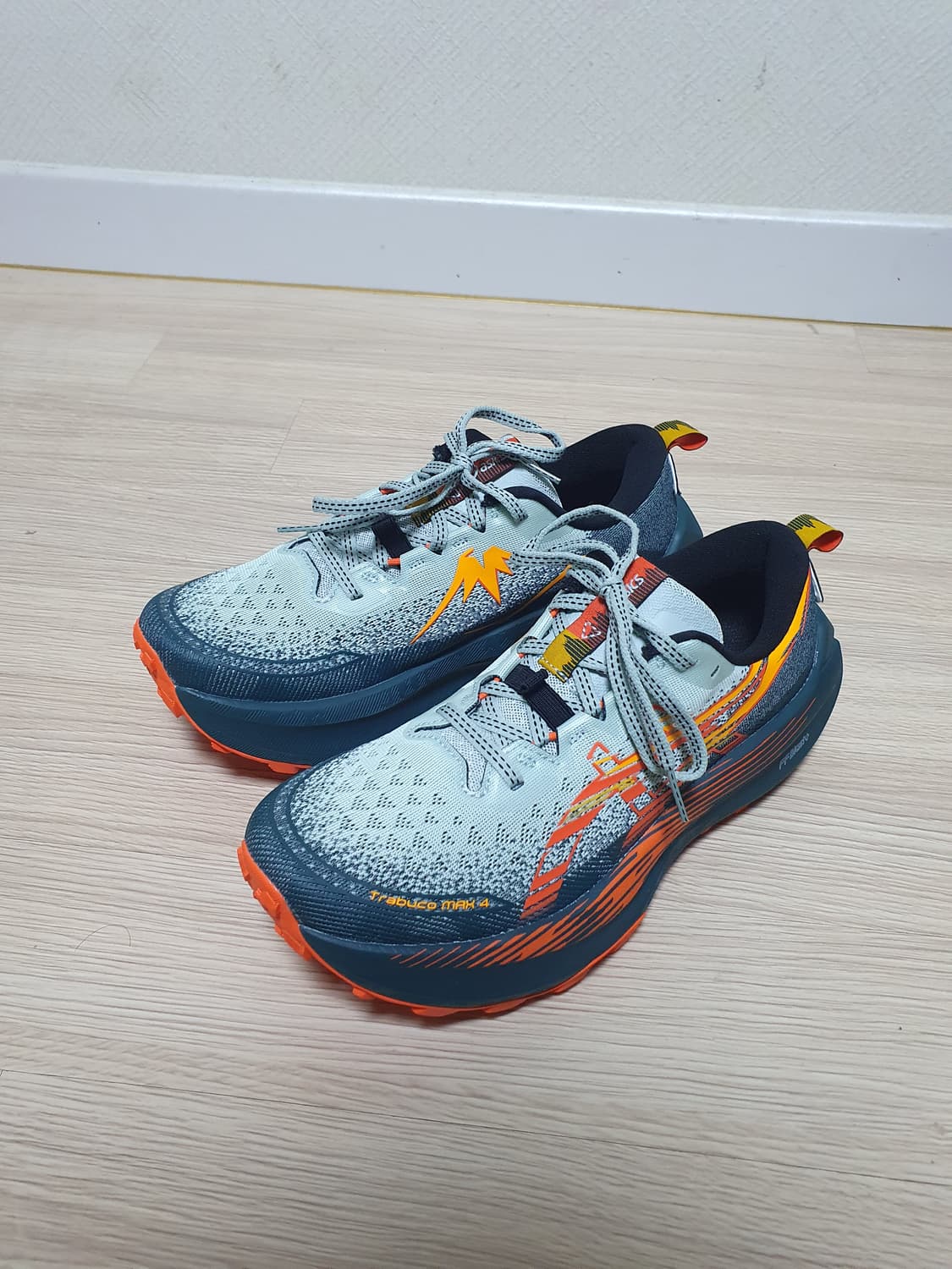 아식스 트라부코 맥스 4 트레일러닝화 255 상품이미지4