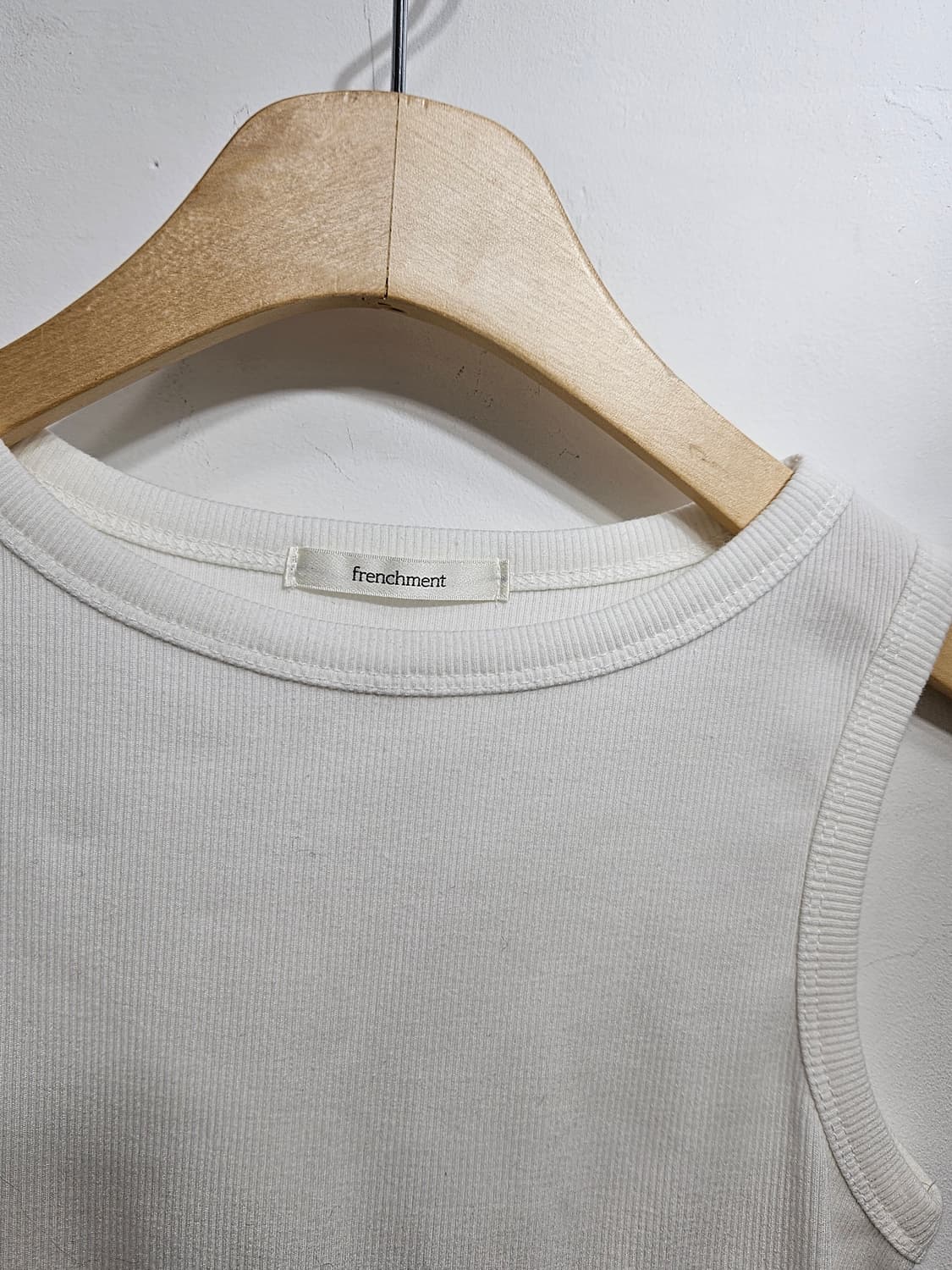 화이트 골지 나시티 (내수상품) 상품이미지2