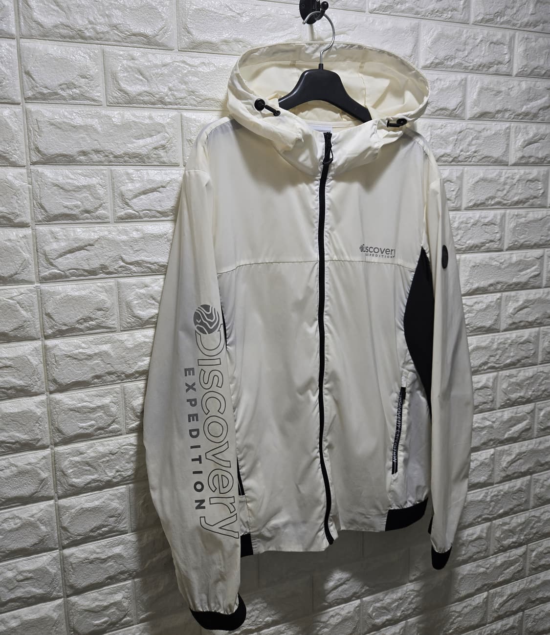 디스커버리 하이브리드 패커블 경량 바람막이 자켓 95 상품이미지4