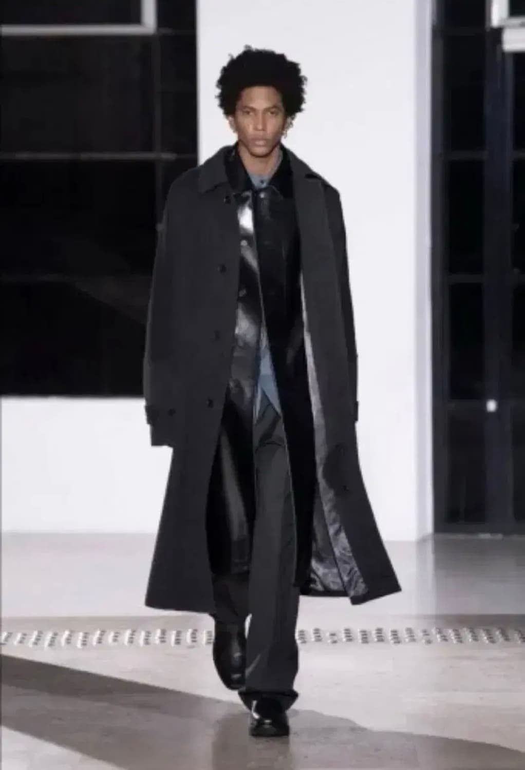 오라리 20fw 모저코트 5사이즈 차콜 상품이미지1