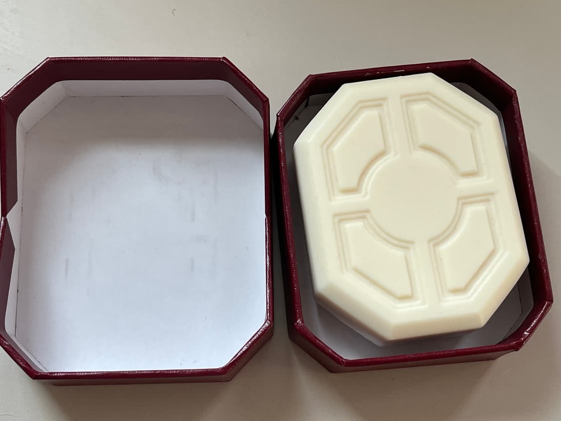 불리 바디비누 이리 드말트(목욕하는여인) 상품이미지2