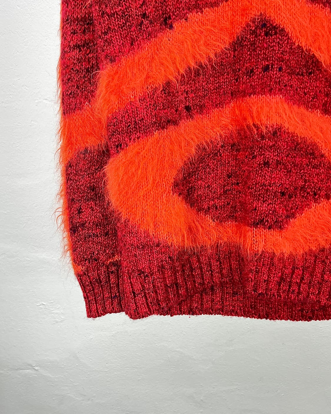 윌터 반 베이렌동크 12fw 네이티브 켄테이션 레디쉬 모헤어 니트 스웨터 상품이미지3