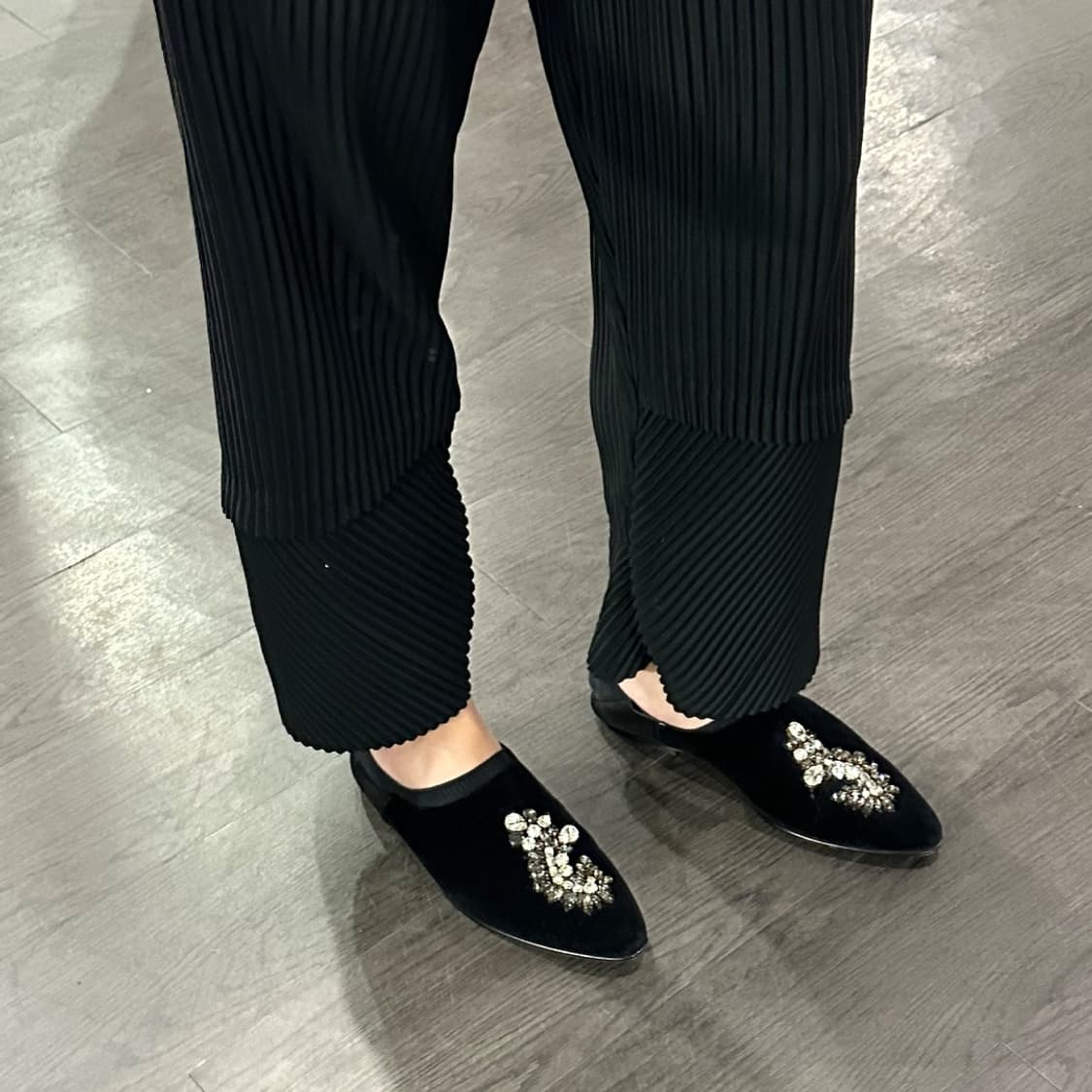 돌체앤가바나 벨벳 비즈 로퍼 상품이미지4