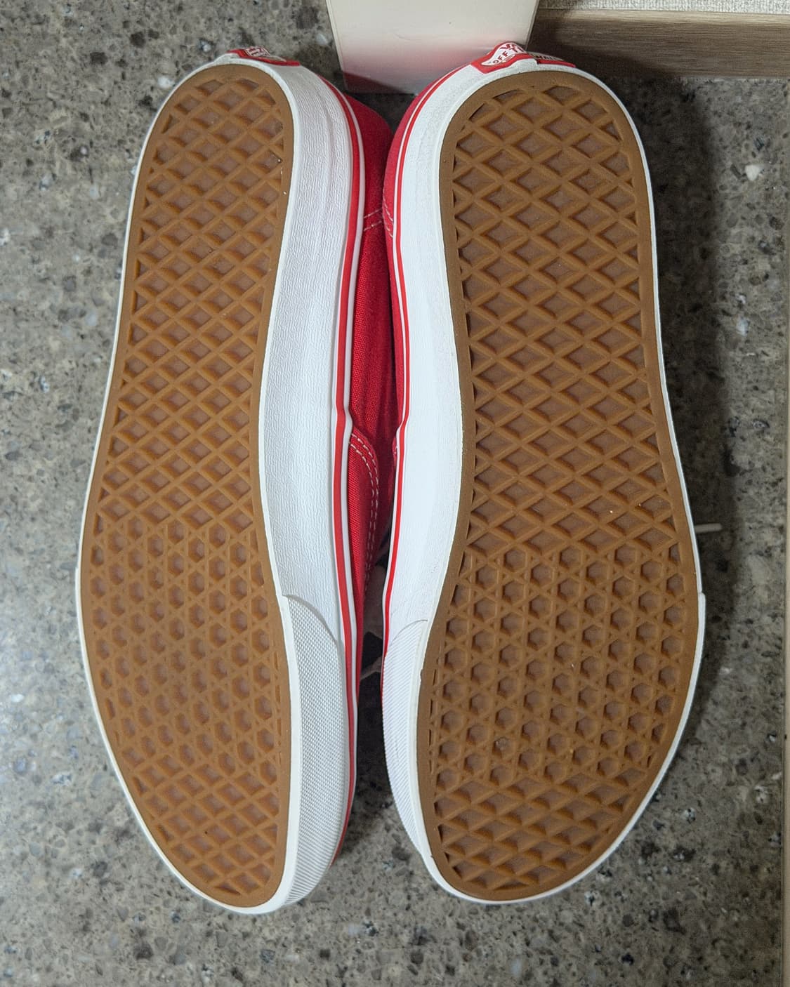 반스 어센틱 레드 275 판매합니다 상품이미지3