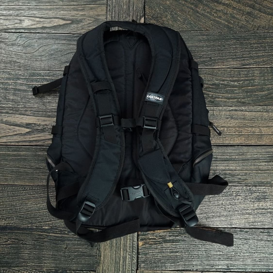 [이스트팩] 버클 지퍼 나일론 백팩 블랙 M18967 상품이미지3