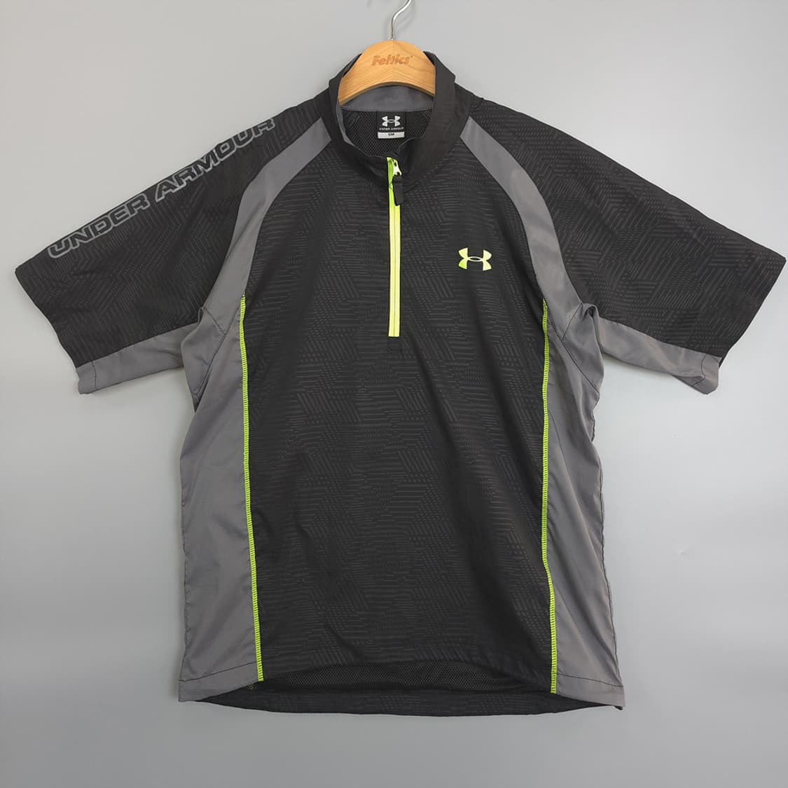 언더아머 Under Armour 반집업 반팔 티셔츠 블랙 SM 상품이미지1