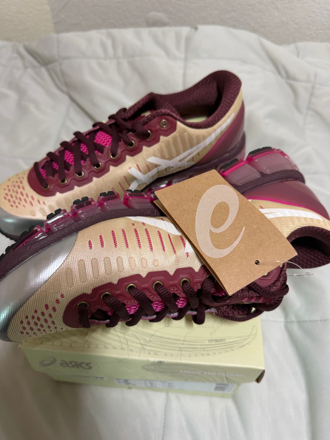 260] 아식스 x 어보브 더 클라우즈 젤 퀀텀 360 레드 상품이미지8