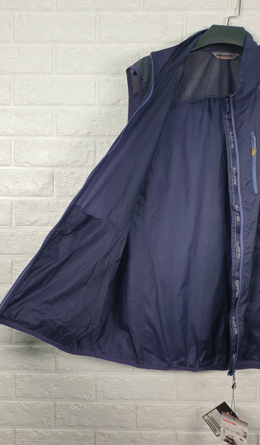 [110]블랙야크 경량 등산 조끼 (새상품) 상품이미지6