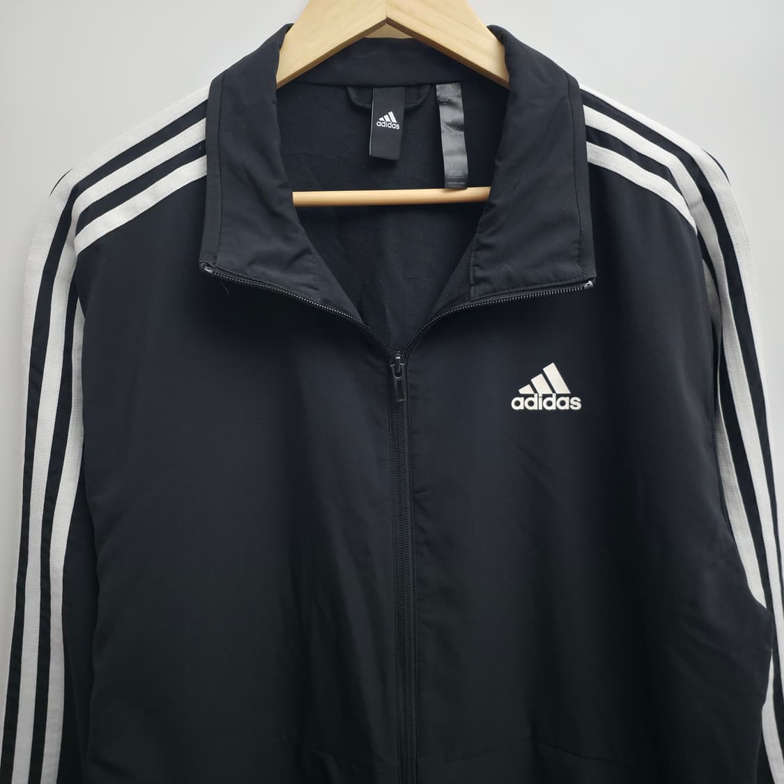 [L] 아디다스 블랙 경량 바람막이 상품이미지2