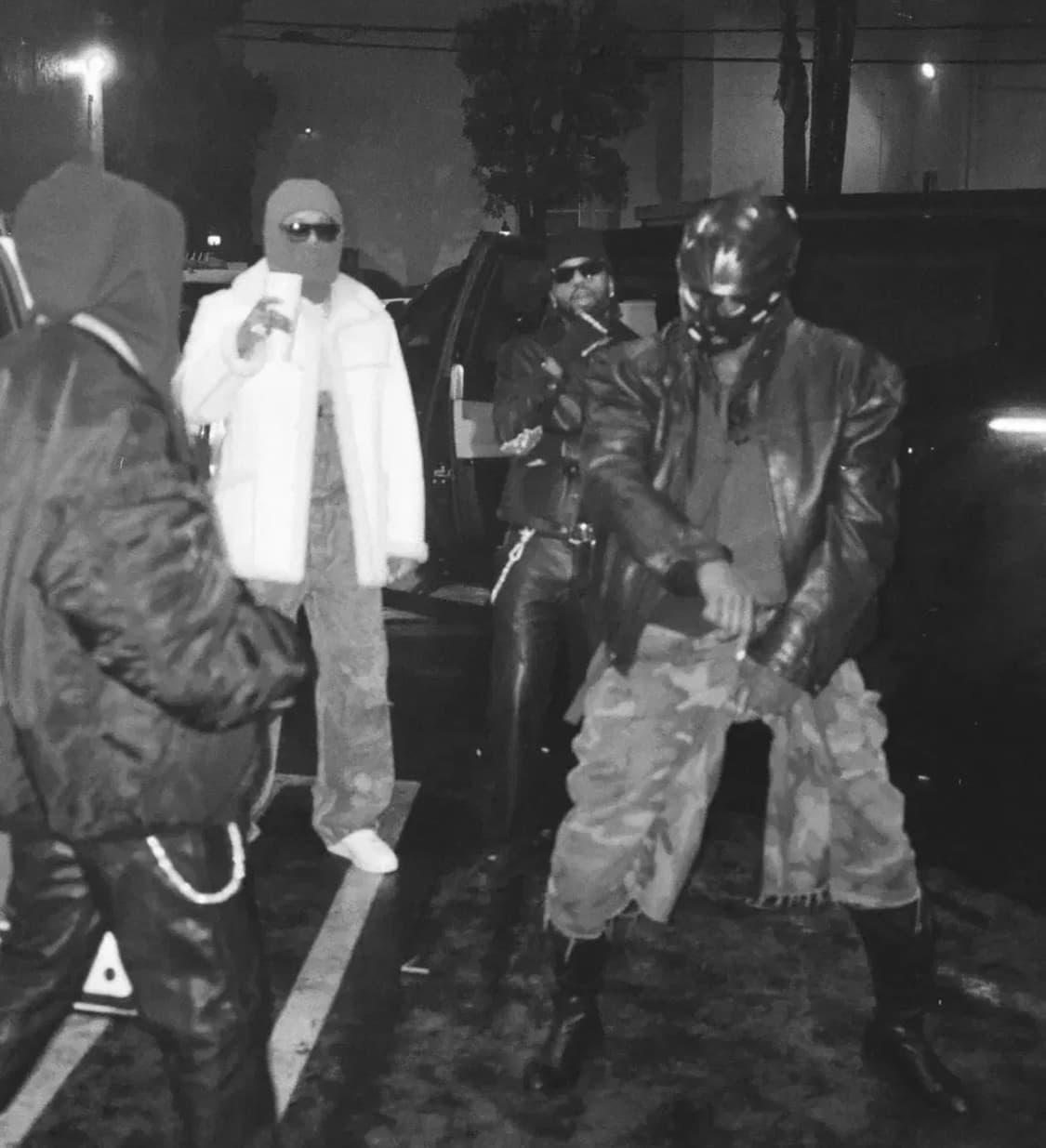 발렌시아가 디컨스트럭티드 레더 자켓 상품이미지3