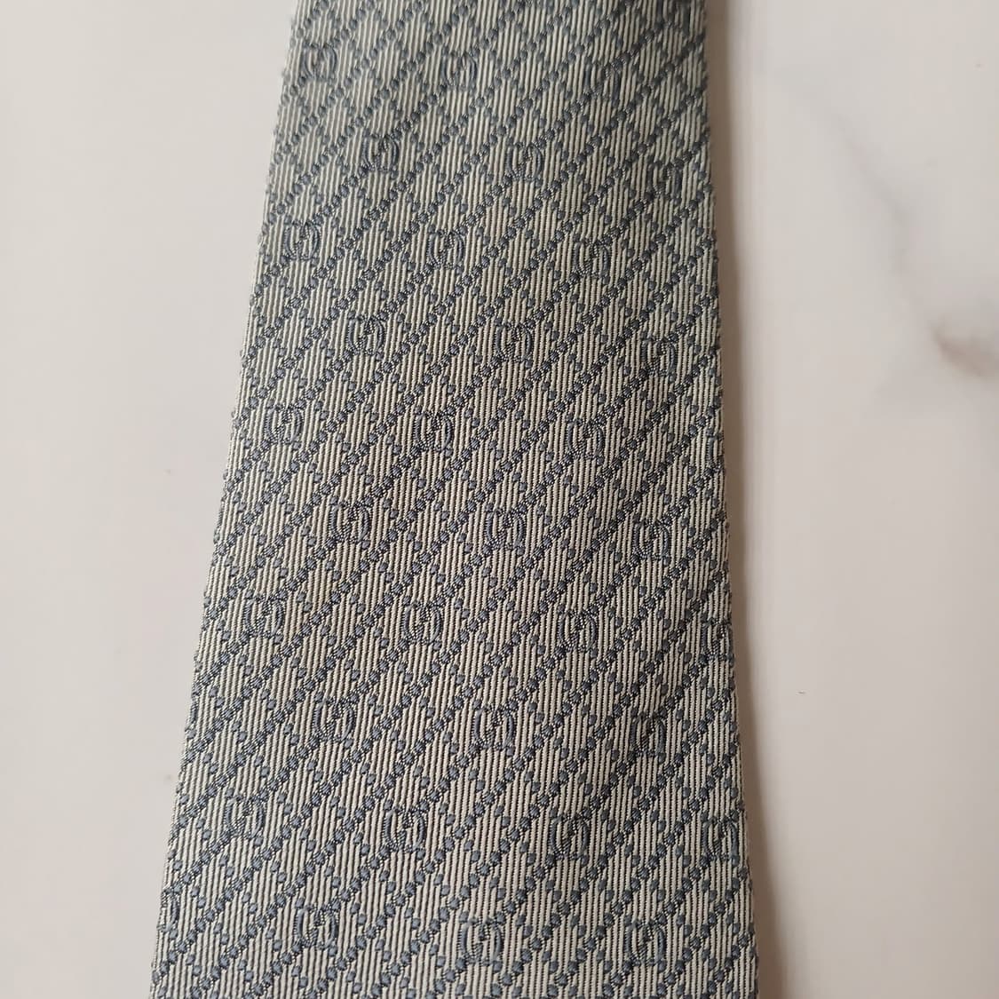 구찌 실크 그레이 로고 자카드 넥타이 9.6cm B등급 A19137
 상품이미지6