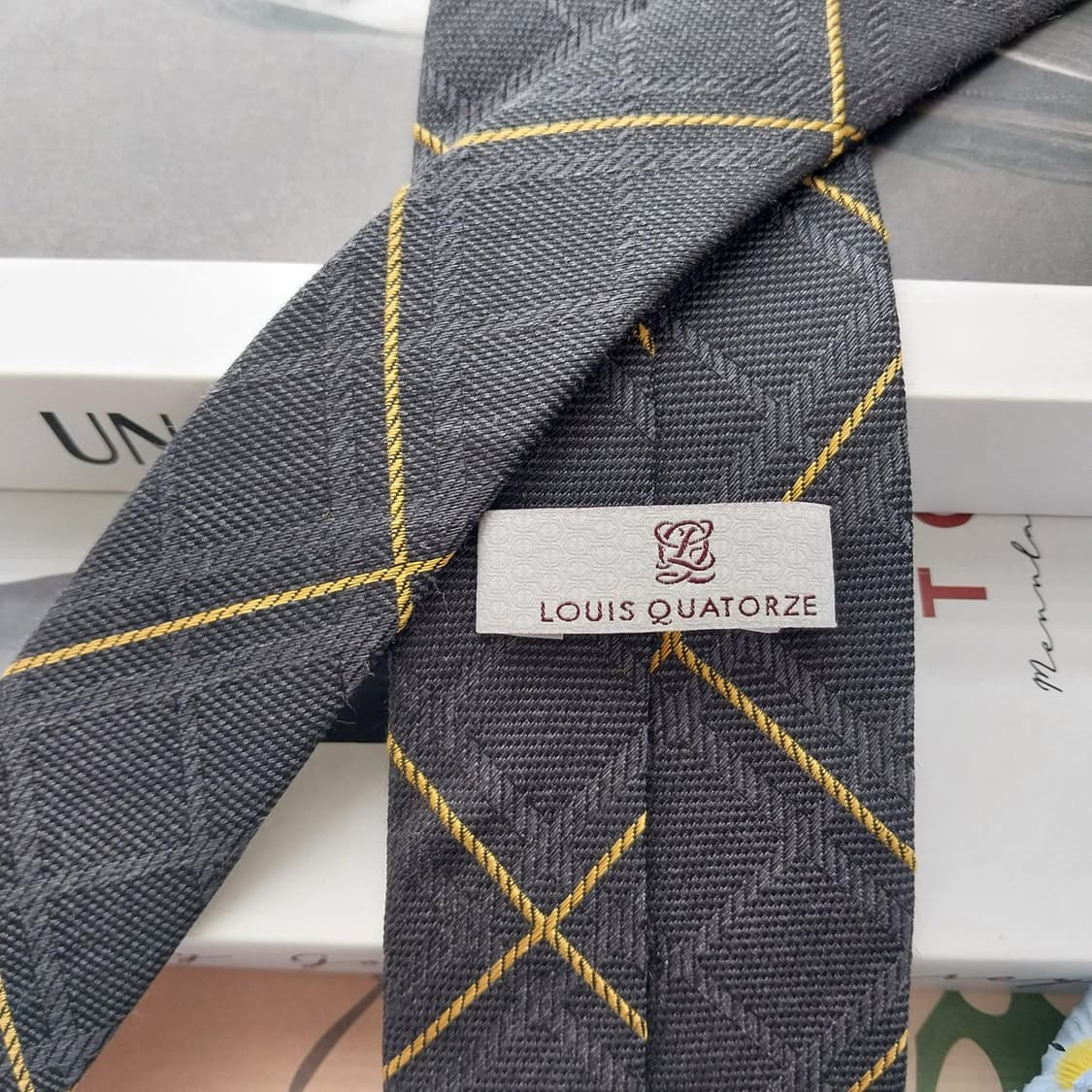 루이까또즈 실크 블랙 체크 넥타이 7.7cm A+등급 K2496 상품이미지5