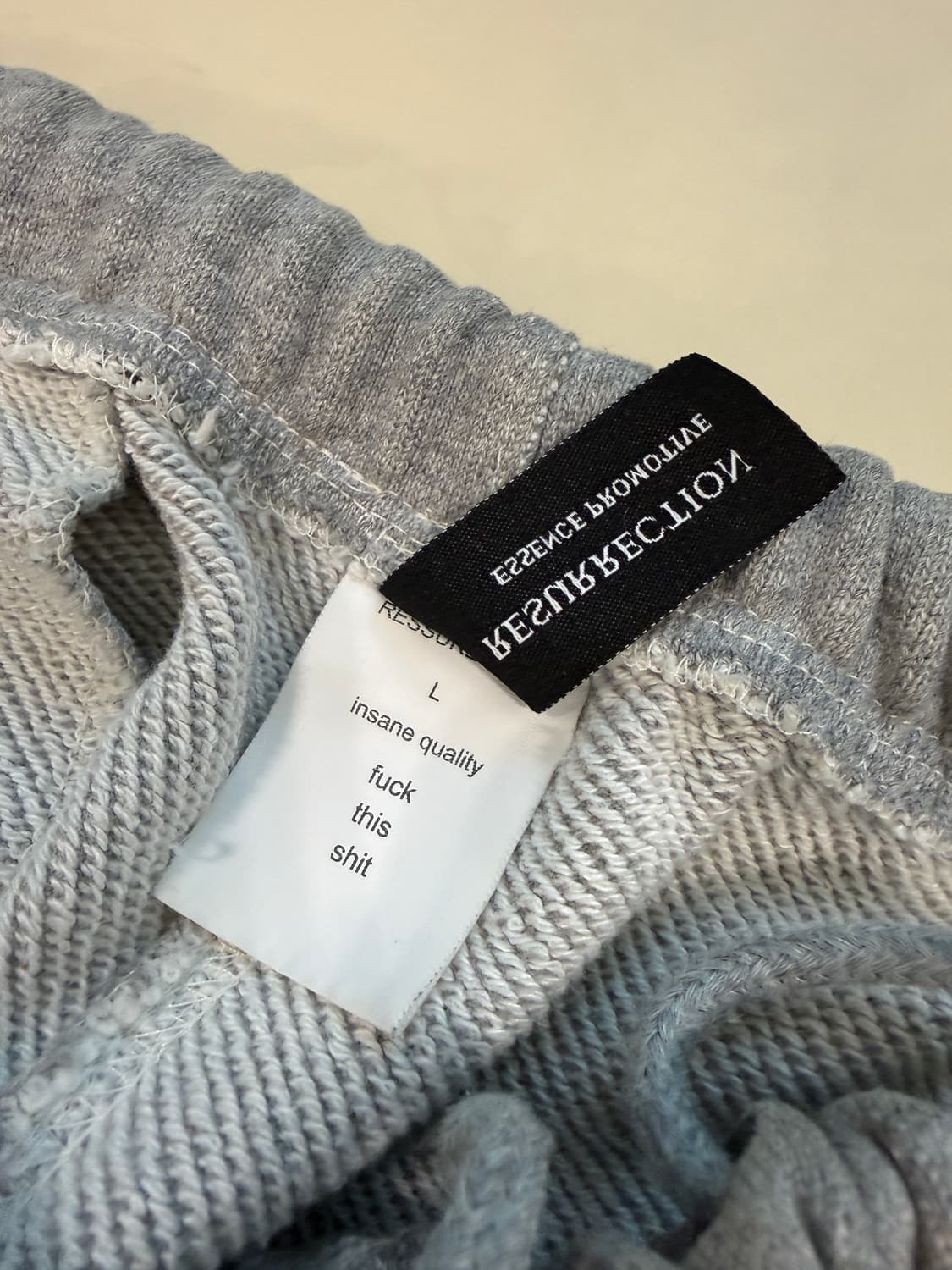 에센스룸 블라인드파일즈 스웻팬츠 그레이 L(32-34) 상품이미지3