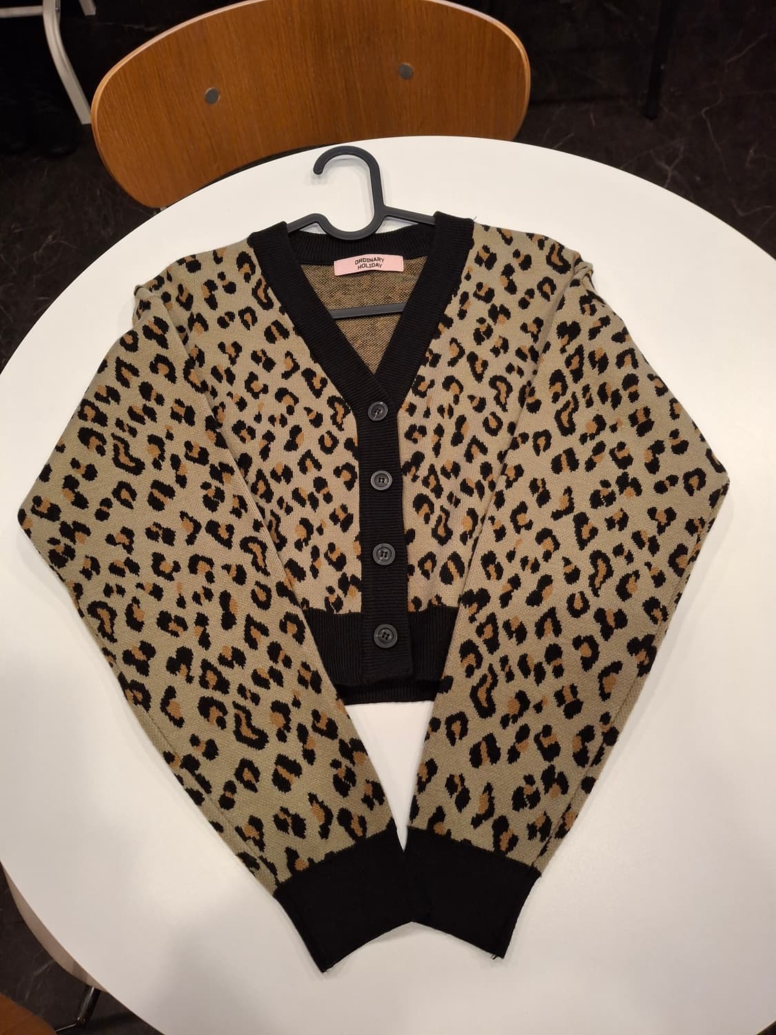 (마지막특가) Ordinary Holiday 레오파드 가디건 상품이미지1