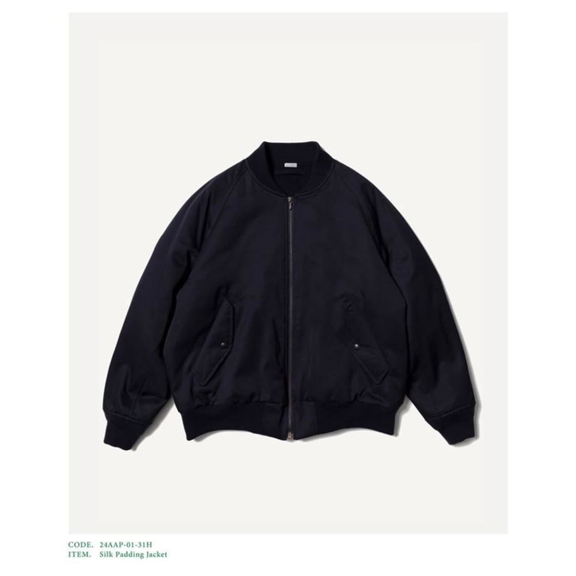 24AW 아프레쎄 실크 패딩 자켓 다크네이비 색상 2사이즈 판매합니다 상품이미지1