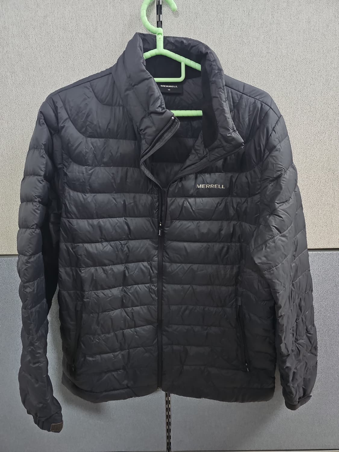 머렐 정품 구스경량패딩 105사이즈 판매합니다  상품이미지1