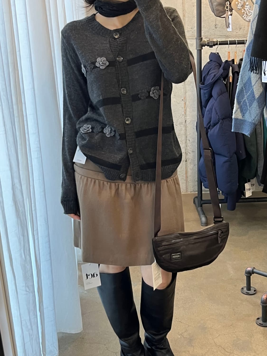 플라워 장식 가디건 그레이 상품이미지3