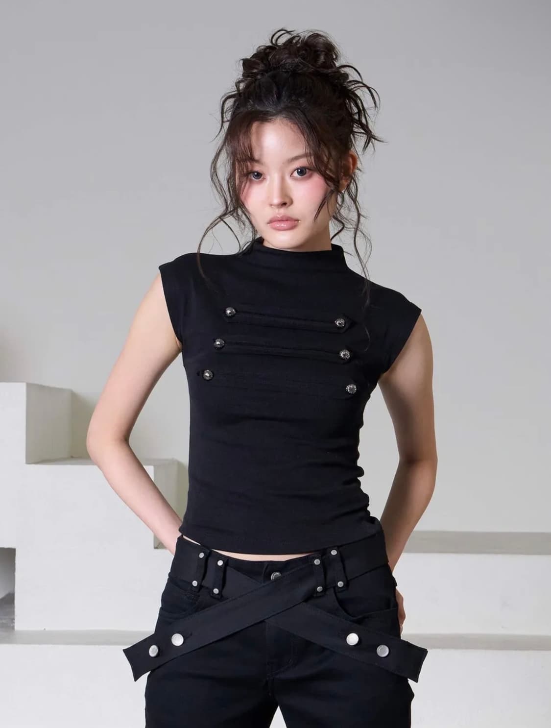 이유씨티 나폴레옹 하프넥 반팔 티셔츠  상품이미지1