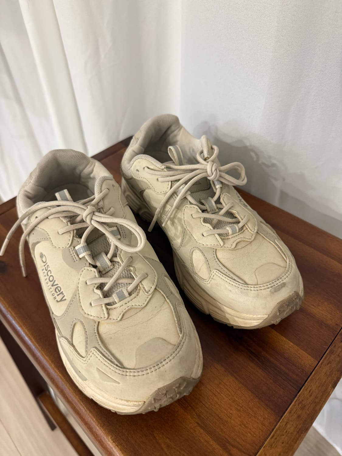 디스커버리 운동화 245mm 상품이미지2