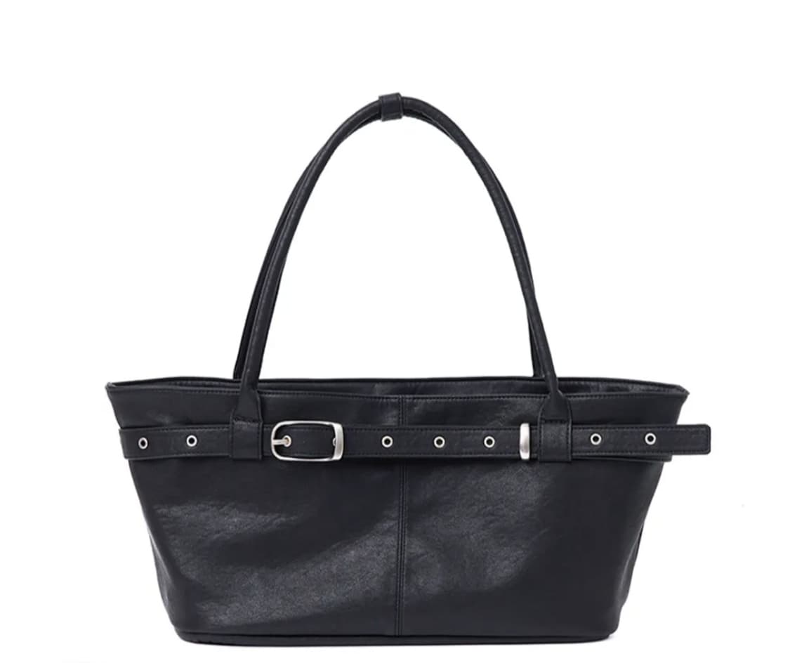 여밈 벨티드 보트백 상품이미지1