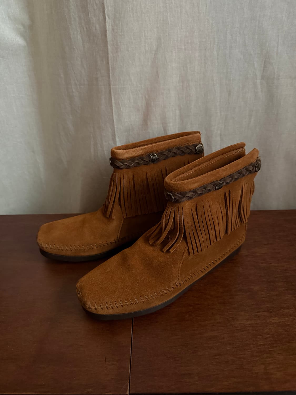 MINNETONKA   fringe suede boots 상품이미지3
