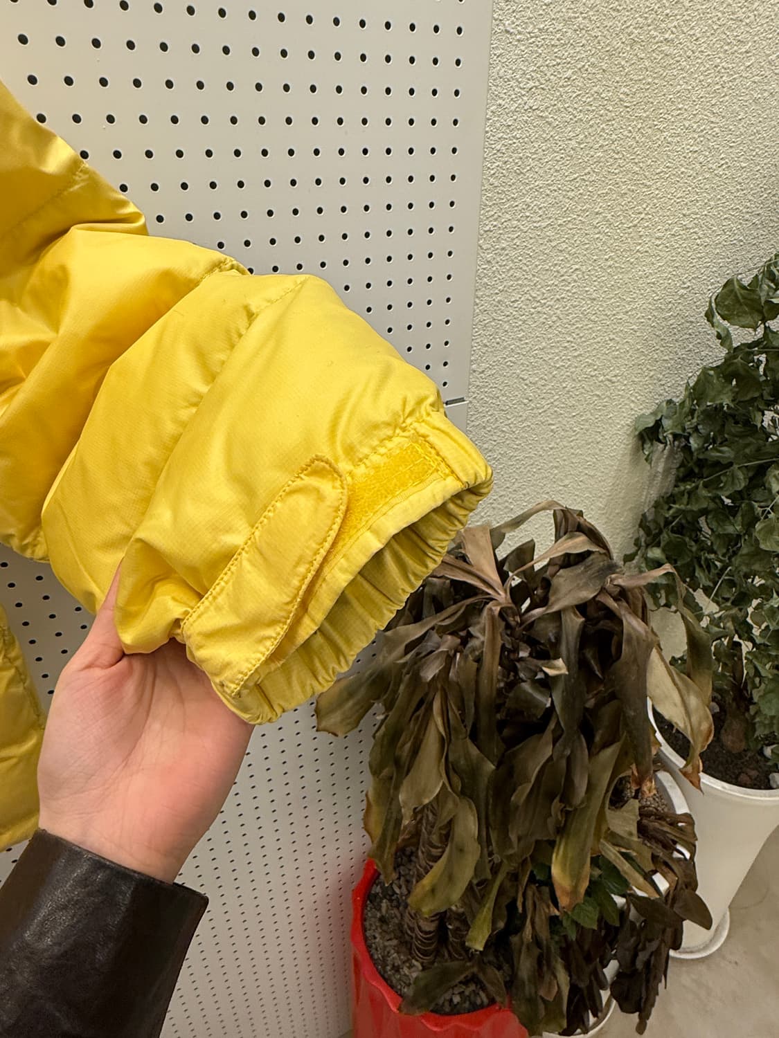 노스페이스 700 눕시 옐로 구스다운 패딩 U95 상품이미지4