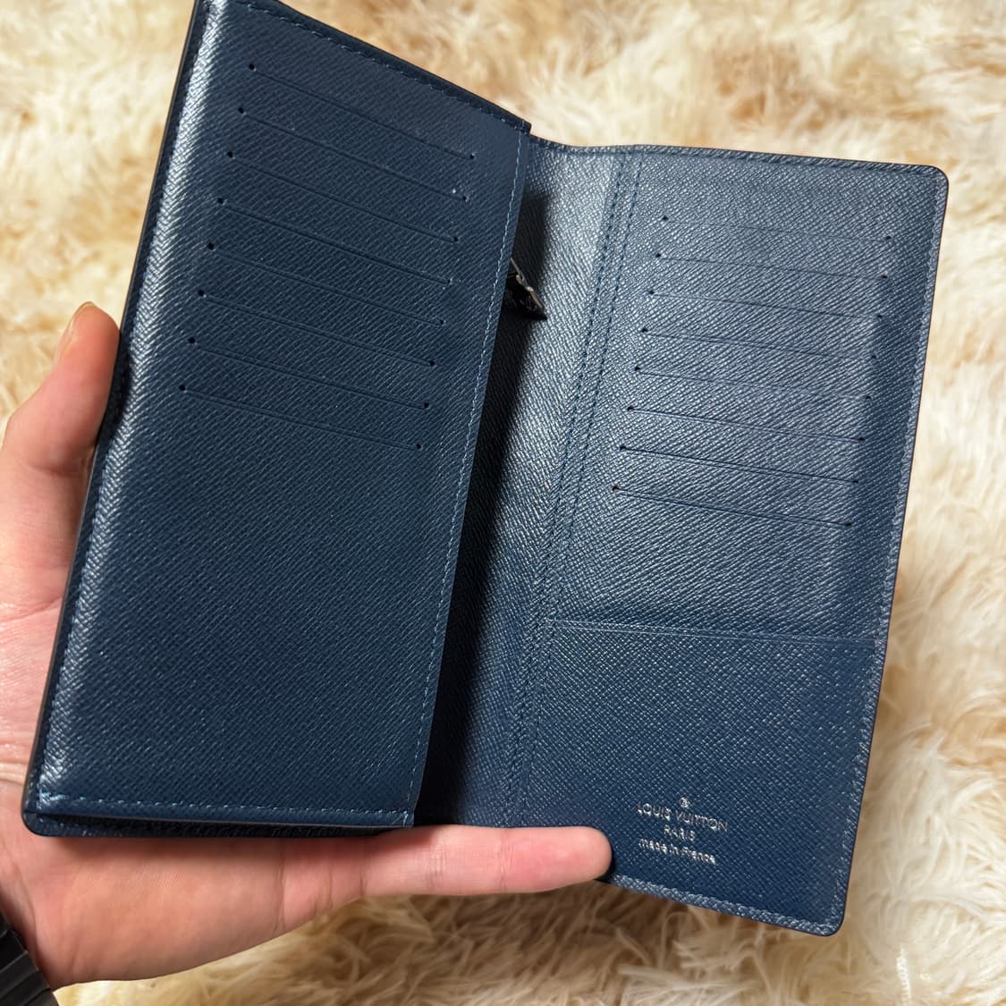 [정품 / 새상품급] 루이비통 타이가 장지갑 블루 상품이미지2