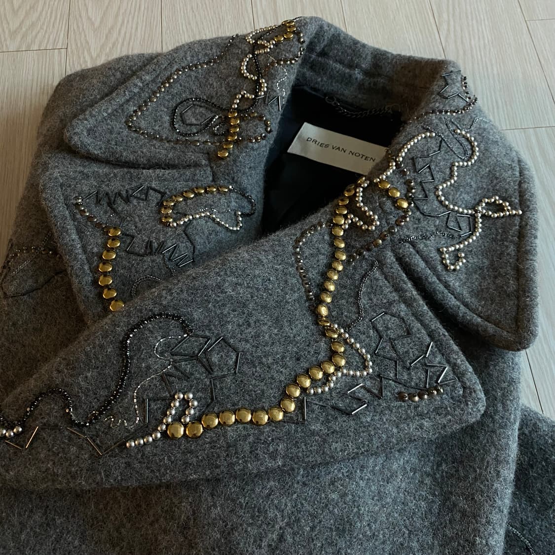 [XL] 드리스 반 노튼 23FW Raven EMB 핸드메이드 코트 상품이미지4