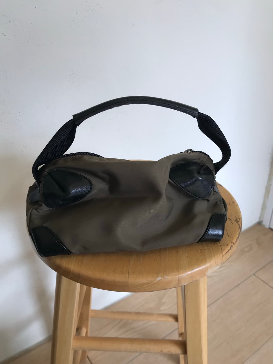 이세이미야케 미니 가방 상품이미지4