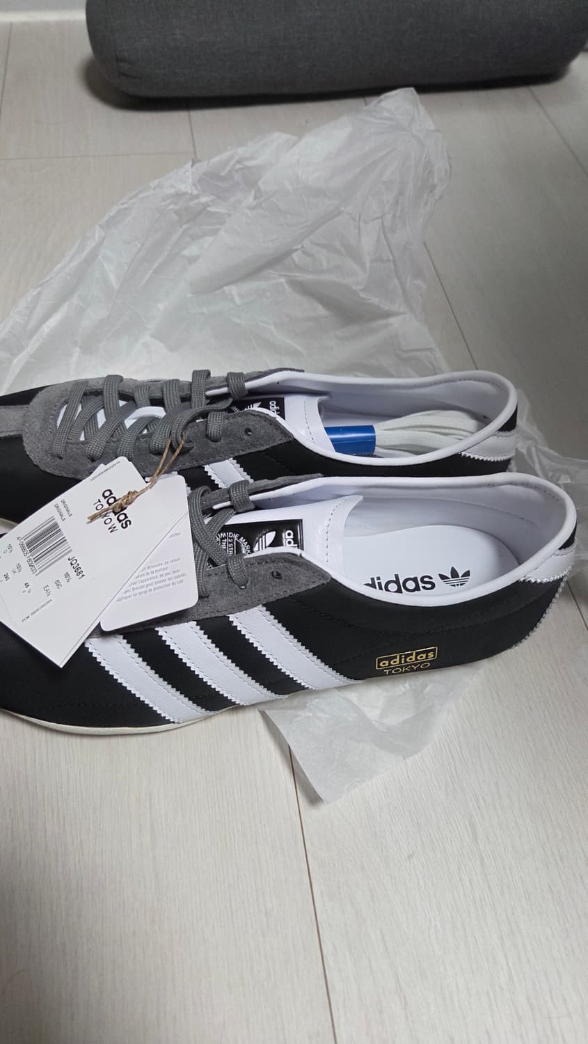 아디다스 도쿄 블랙 화이트 새상품 상품이미지4
