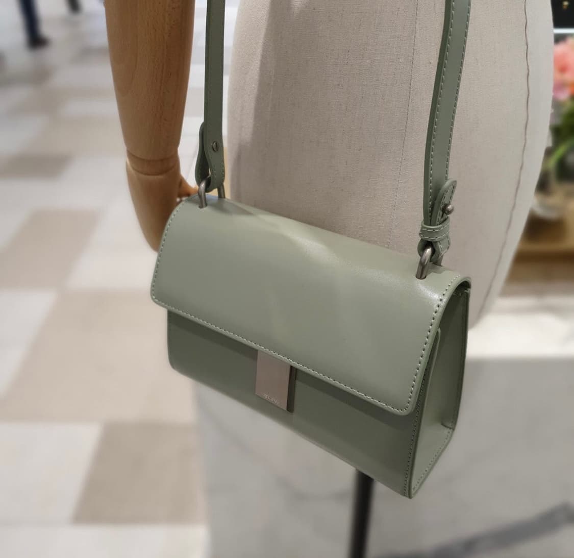 쿠론 디노크로스 민트 크로스백 상품이미지5