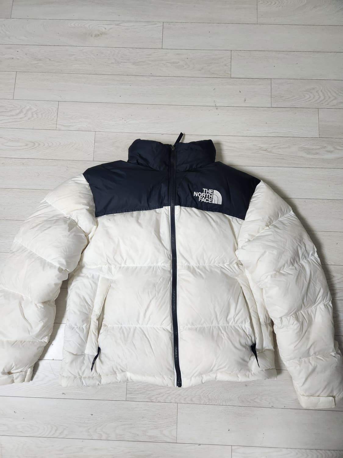 노스페이스 1996 눕시 화이트 상품이미지2