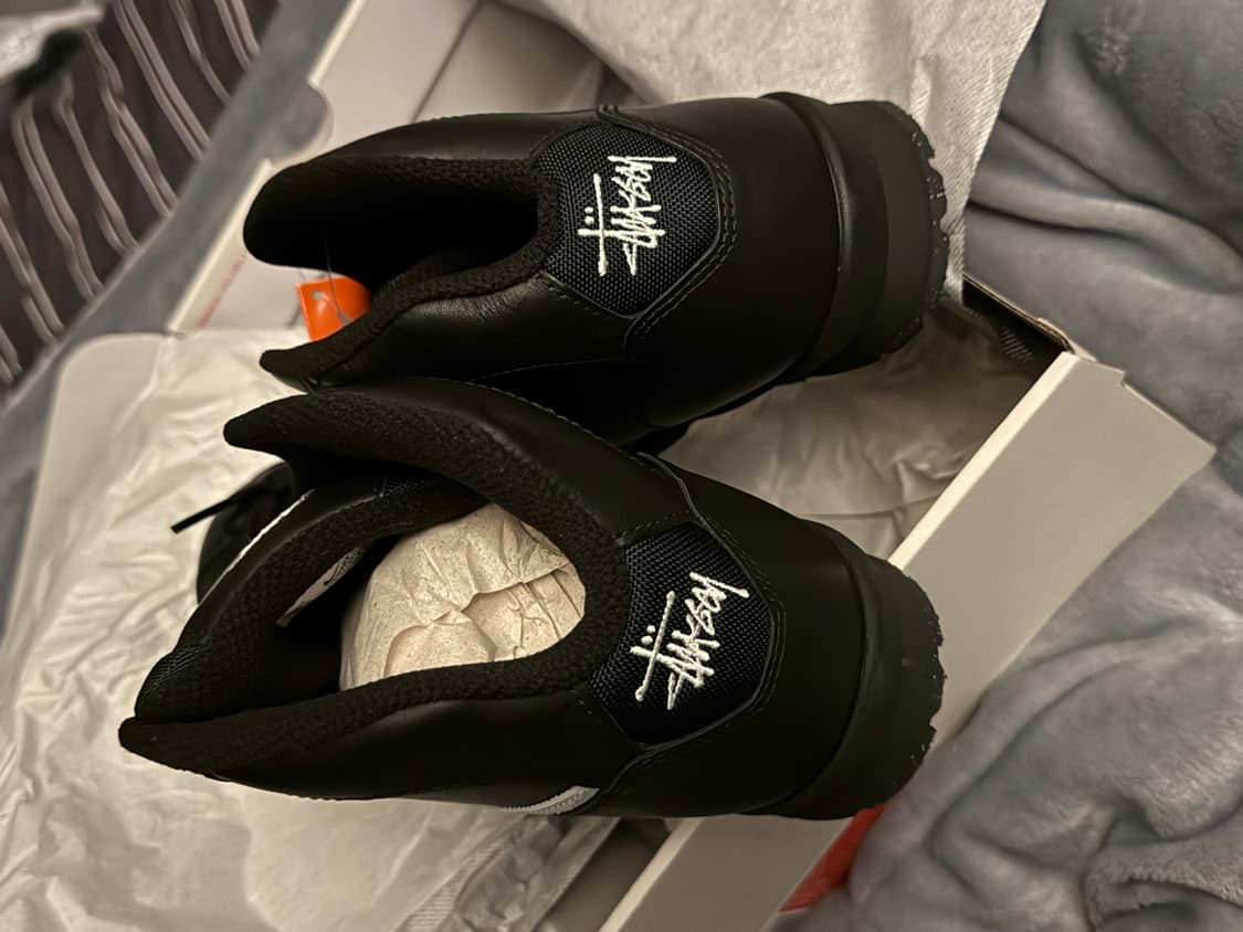 나이키 x 스투시 에어 발토로 블랙 앤 화이트  상품이미지2