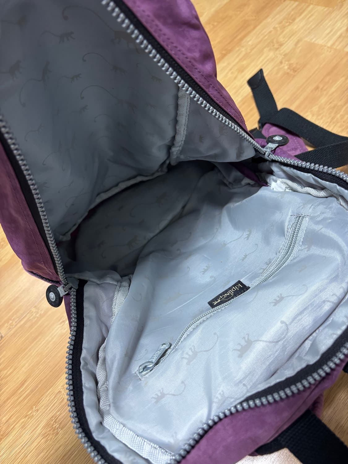 키플링 자주색 백팩 상품이미지3