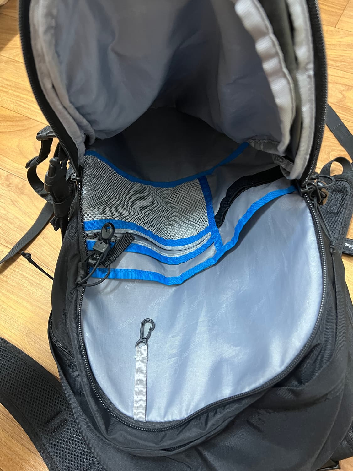 콜롬비아 가방 30L 상품이미지2