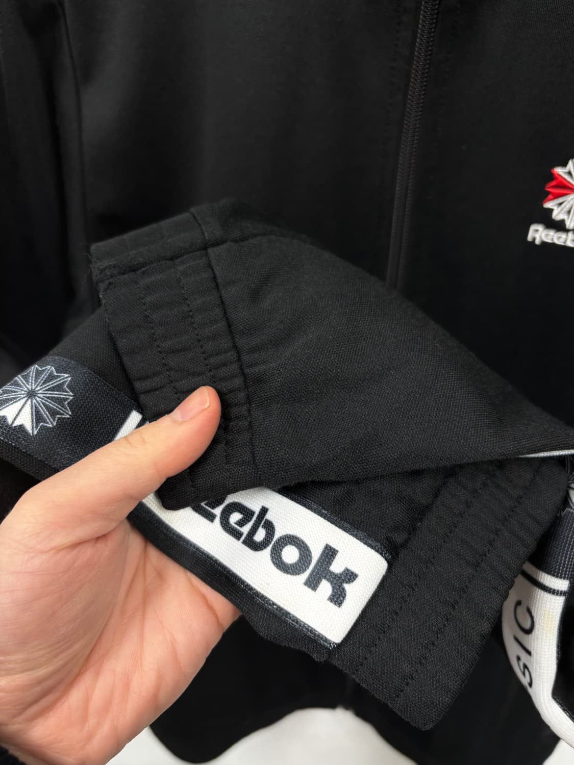 리복 트랙탑 상품이미지3