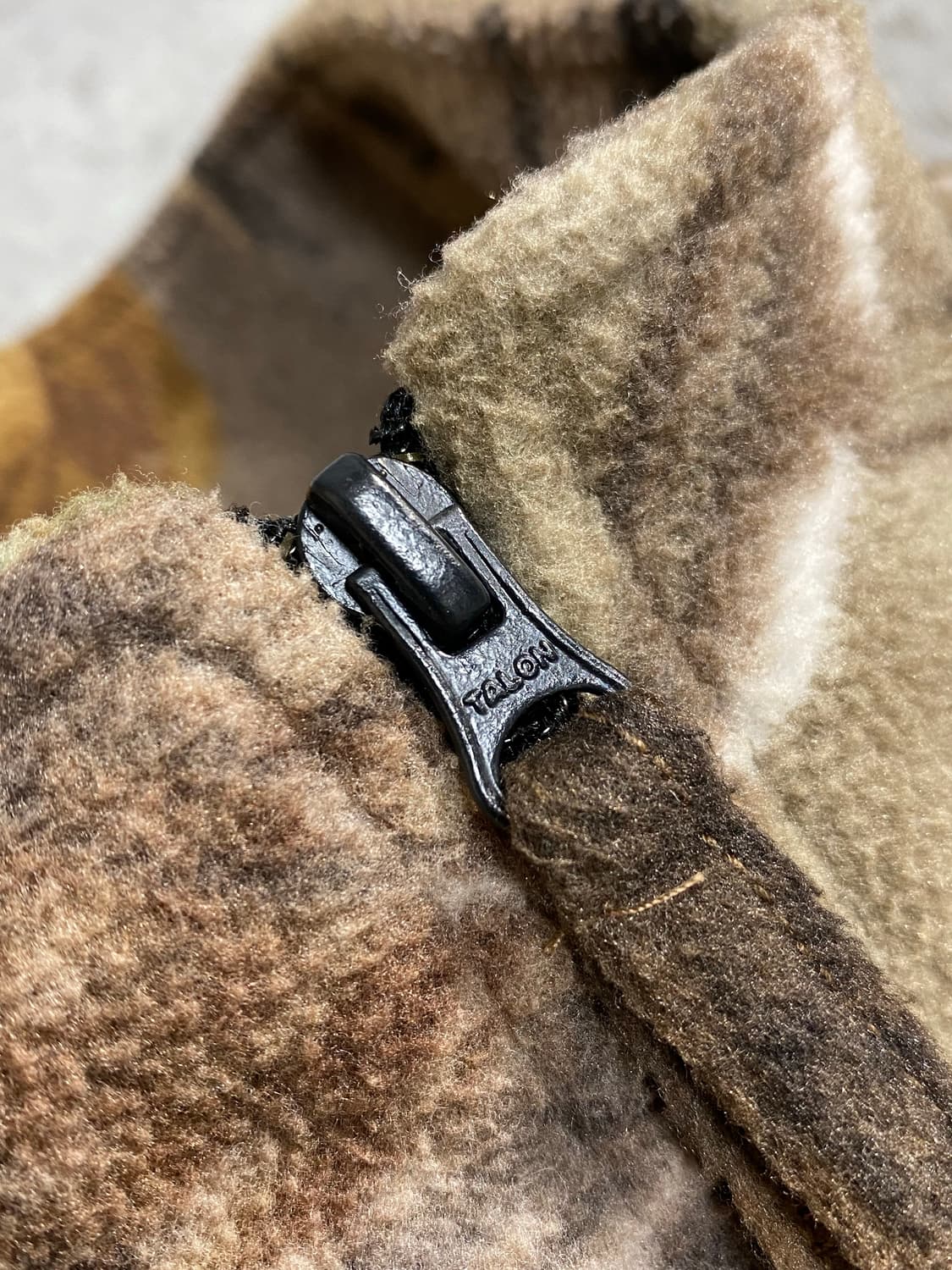 [L] Wallo 리얼트리 패턴 플리스 집업 자켓 상품이미지4