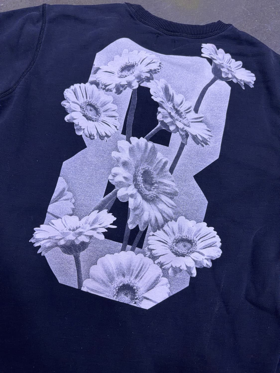 디젤 플로랄 7 플라워 8 프린팅 맨투맨 스웻셔츠 블랙 XL 상품이미지6