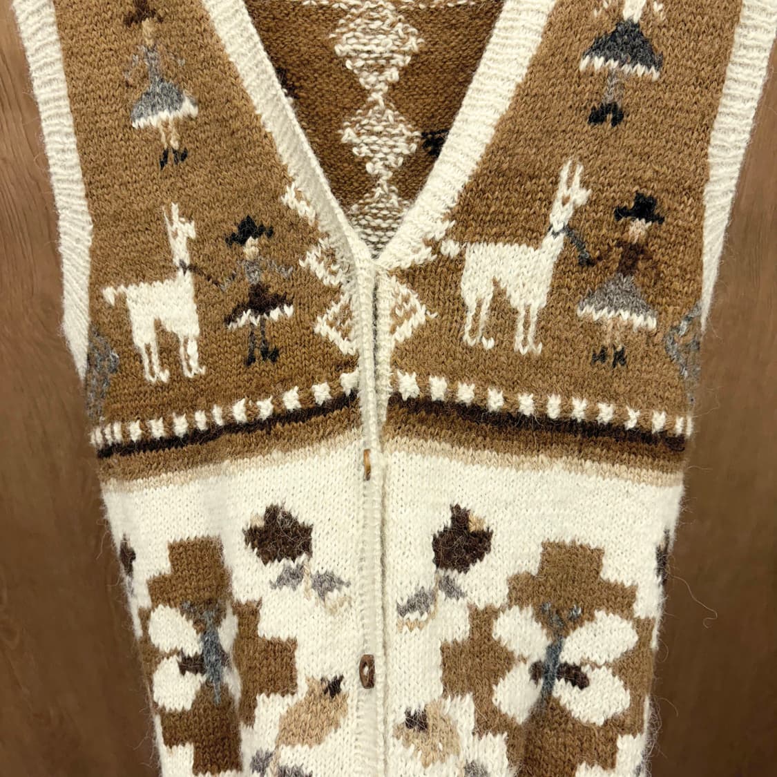 빈티지 브이넥 알파카 니트 베스트 안데스 패턴 디테일 브라운 아이보리 상품이미지6