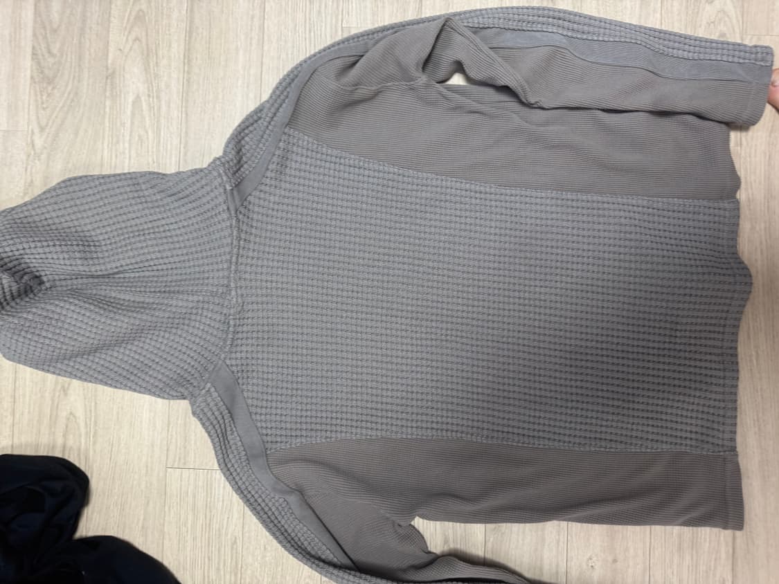 ignota PANELED HOODIE 후드 (DEEP BEIGE) 상품이미지3