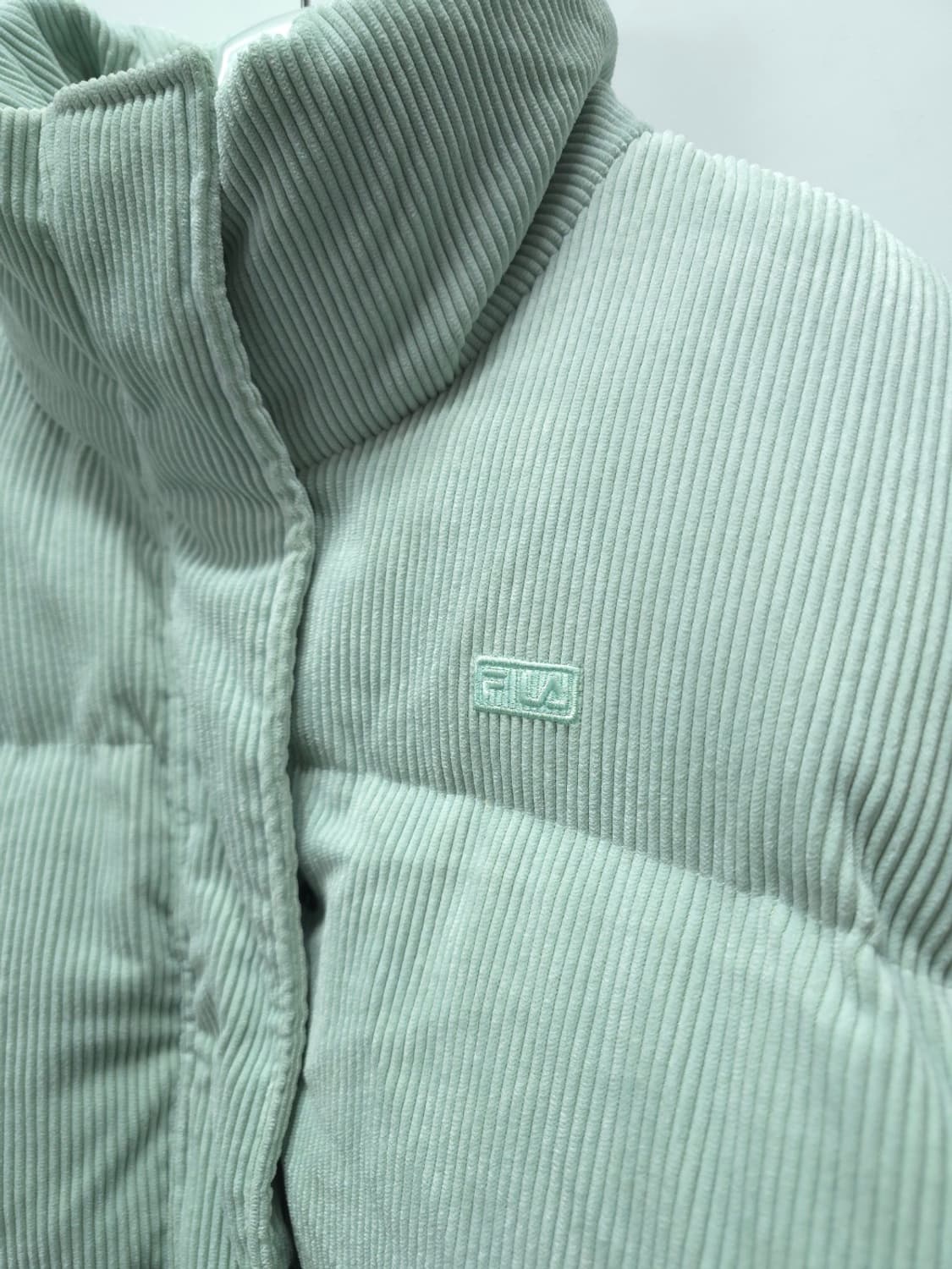 휠라(FILA) 코듀로이 덕다운 패딩 (55~66) 상품이미지7