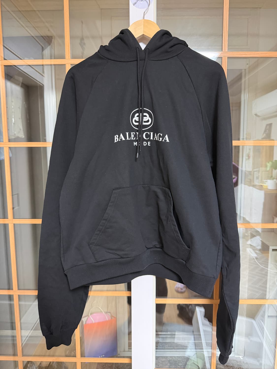 발렌시아가 MODE 후드 L사이즈 상품이미지1