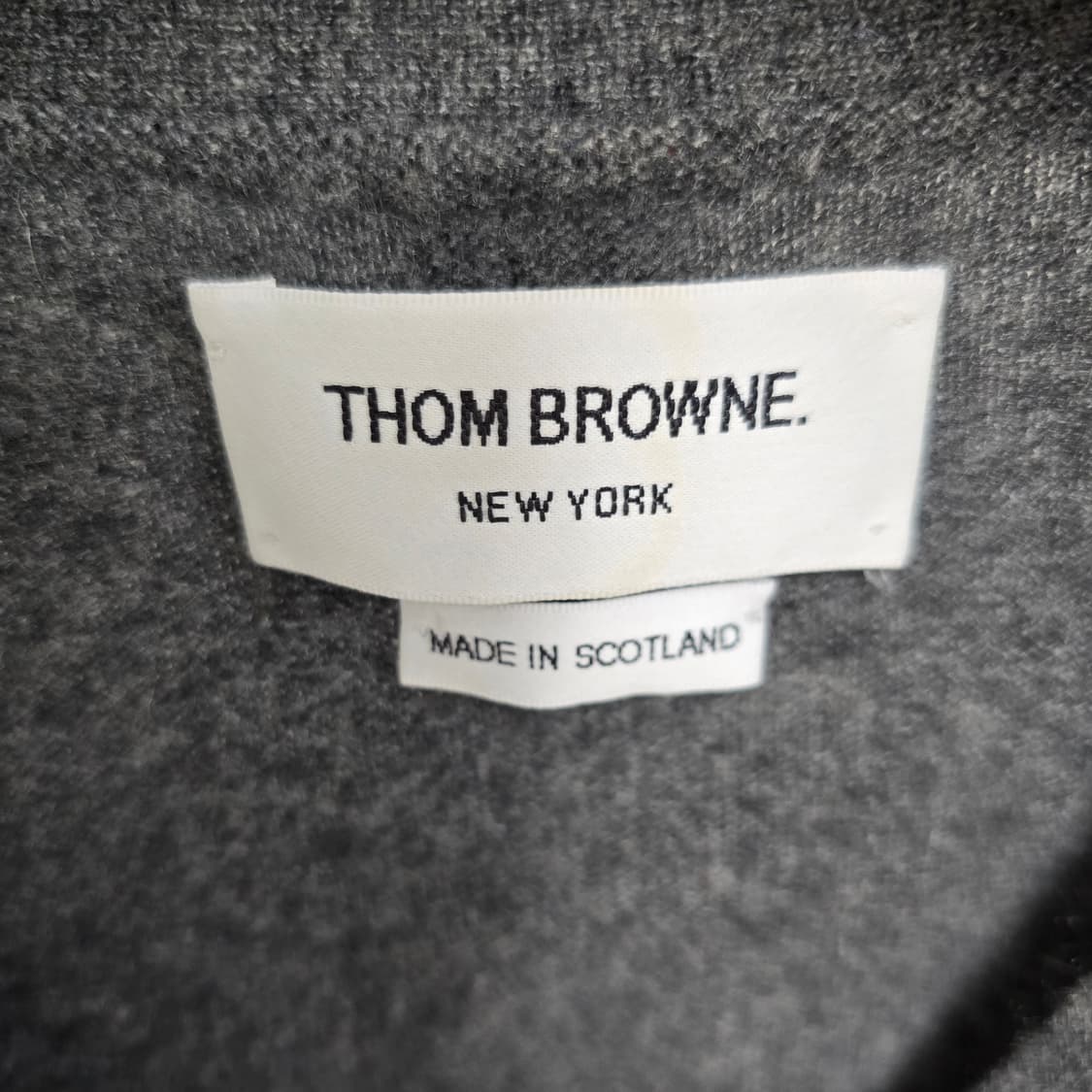 톰브라운 사선 완장 캐시미어 여성 가디건 44사이즈 판매 상품이미지3