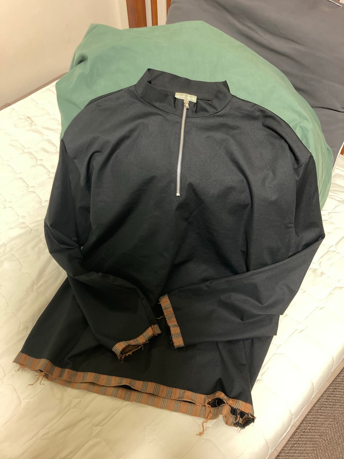 꼼데가르송 옴므 하프집업 상품이미지1