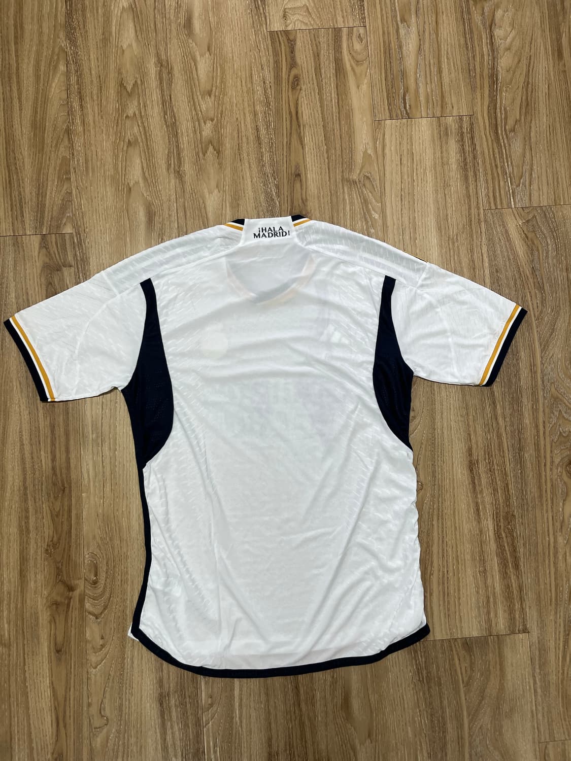 아디다스 레알마드리드 홈 어센틱 유니폼 져지 2XL 상품이미지5