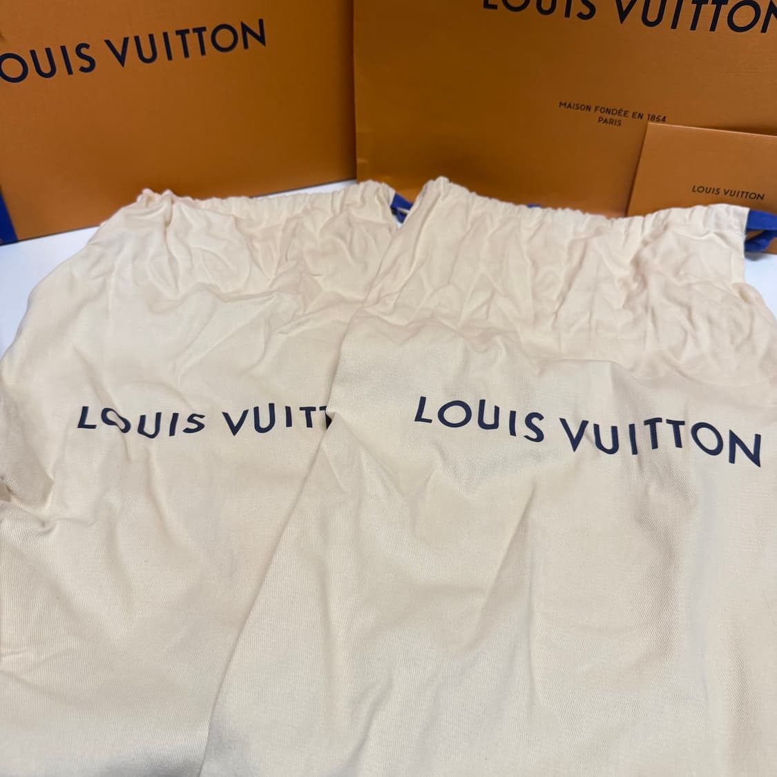 [정품/새상품/초특가] 루이비통 LV트레이너 스니커즈 그레이 상품이미지7