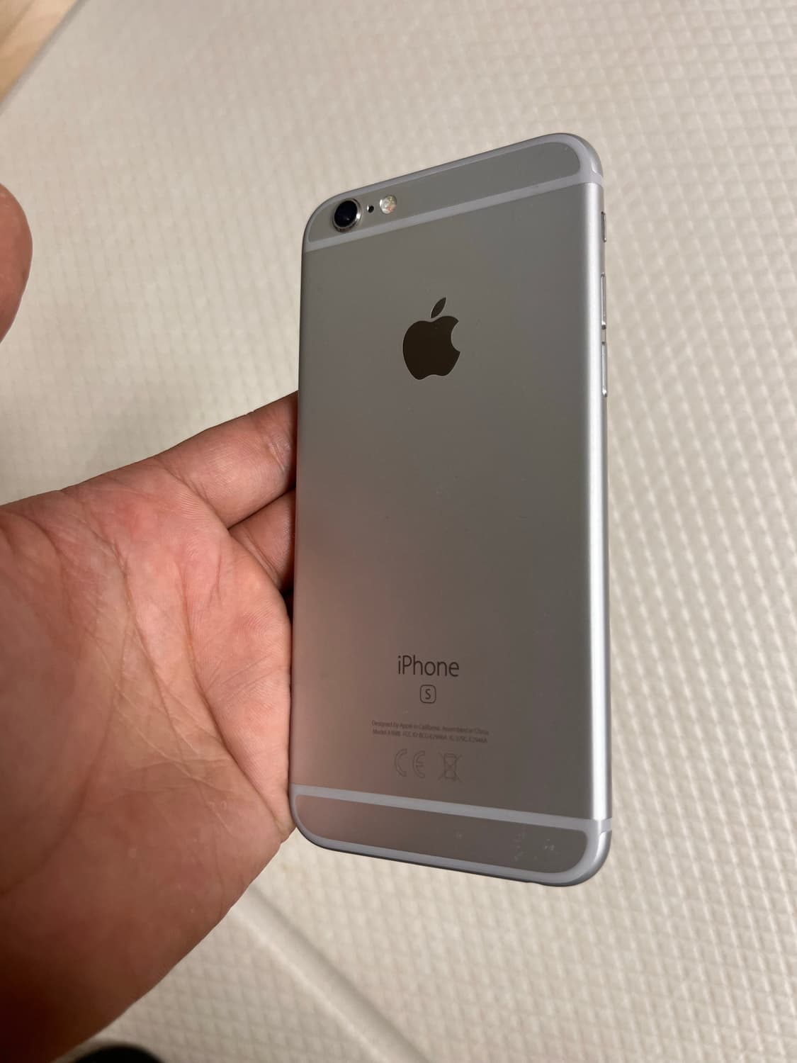 아이폰6s 실버 128GB 상태좋은 A급 상품이미지3