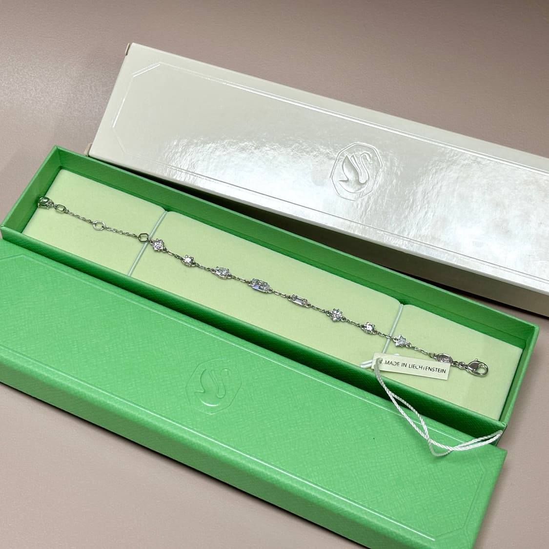 [새상품] 스와로브스키 팔찌 메스메라 Mesmera 상품이미지8